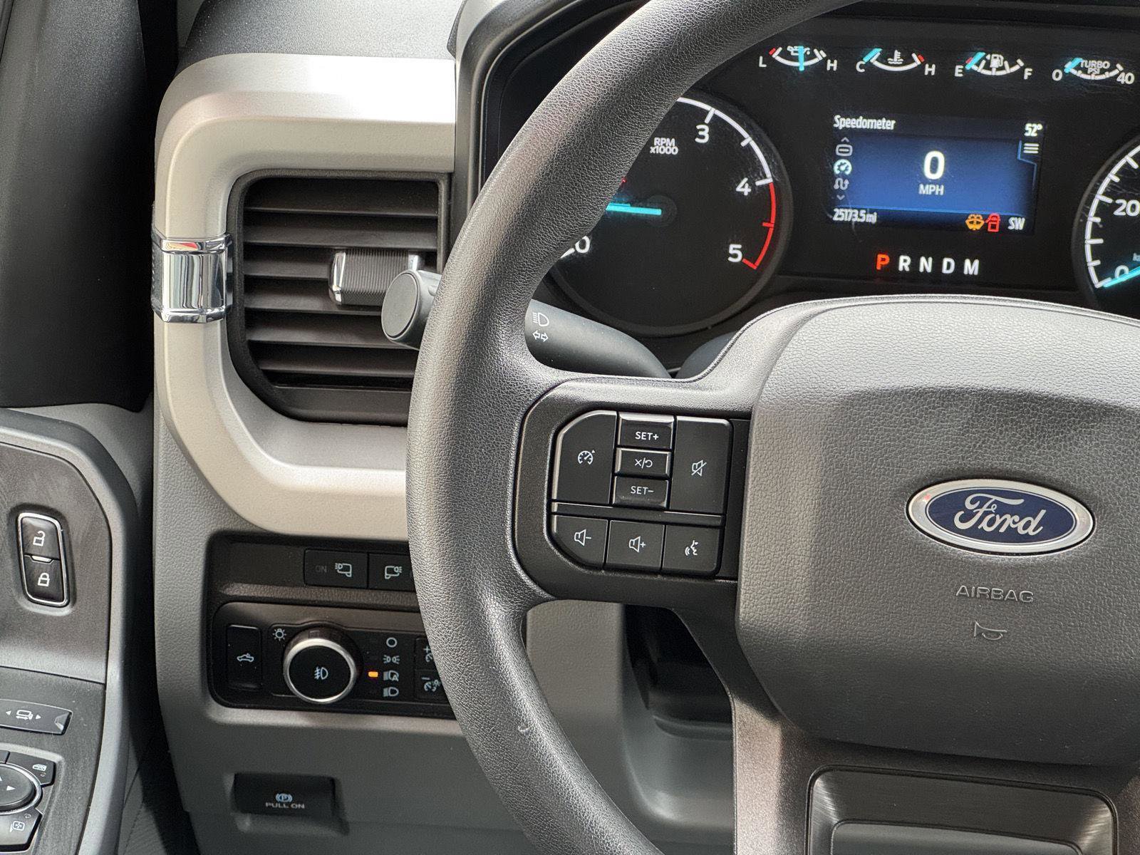 Used 2024 Ford F250 XLT w/ FX4 Off-Road Package image 22