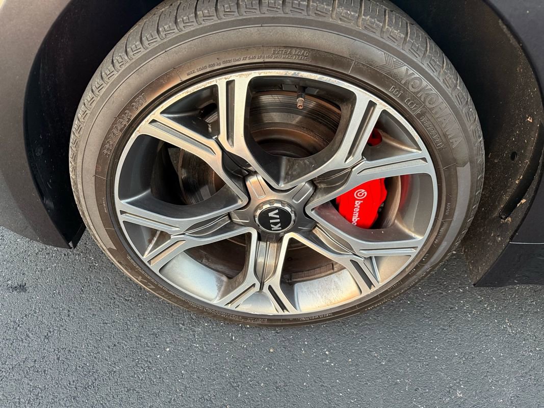 Used 2019 Kia Stinger GT2 image 28