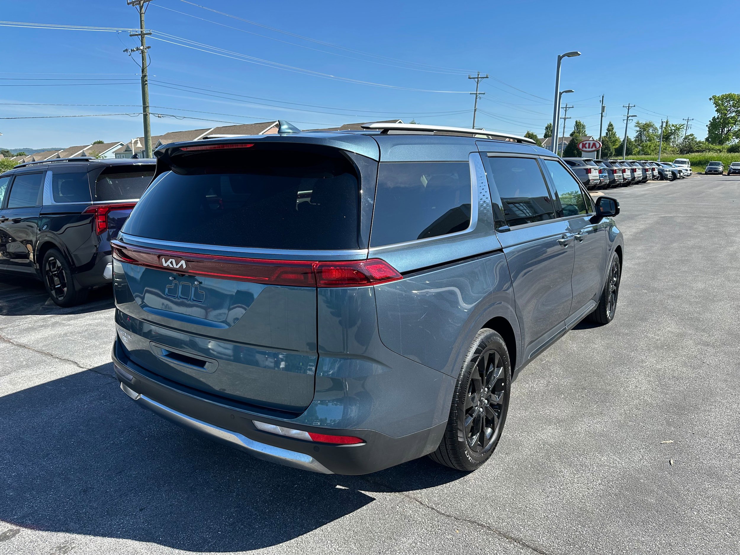 Used 2024 Kia Carnival SX FWD image 5