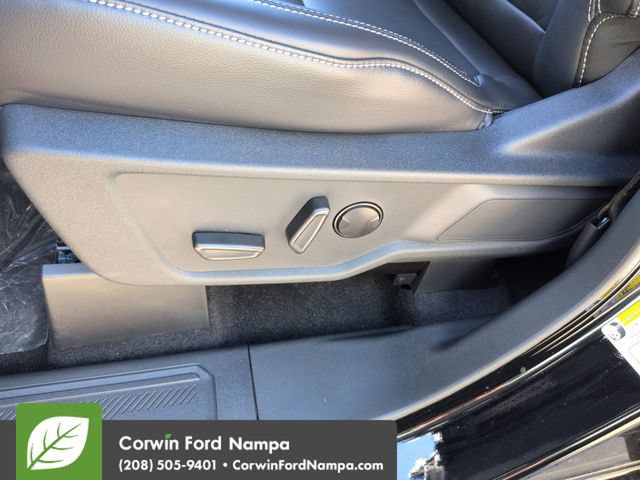 New 2026 Ford Bronco Outer Banks w/ Black Appearance Package AWD/4WD image 12