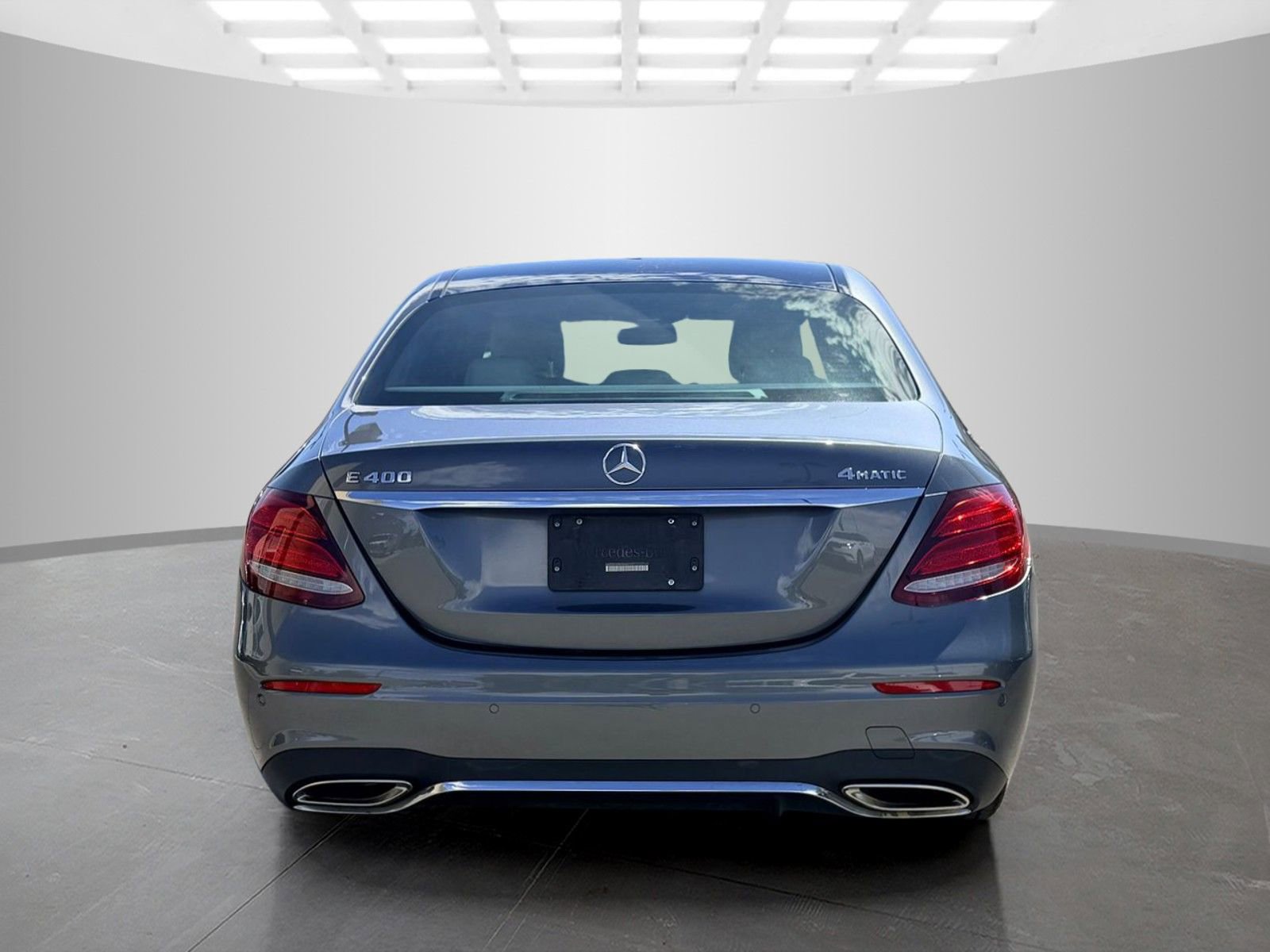 Used 2018 Mercedes-Benz E 400 4MATIC Sedan image 6