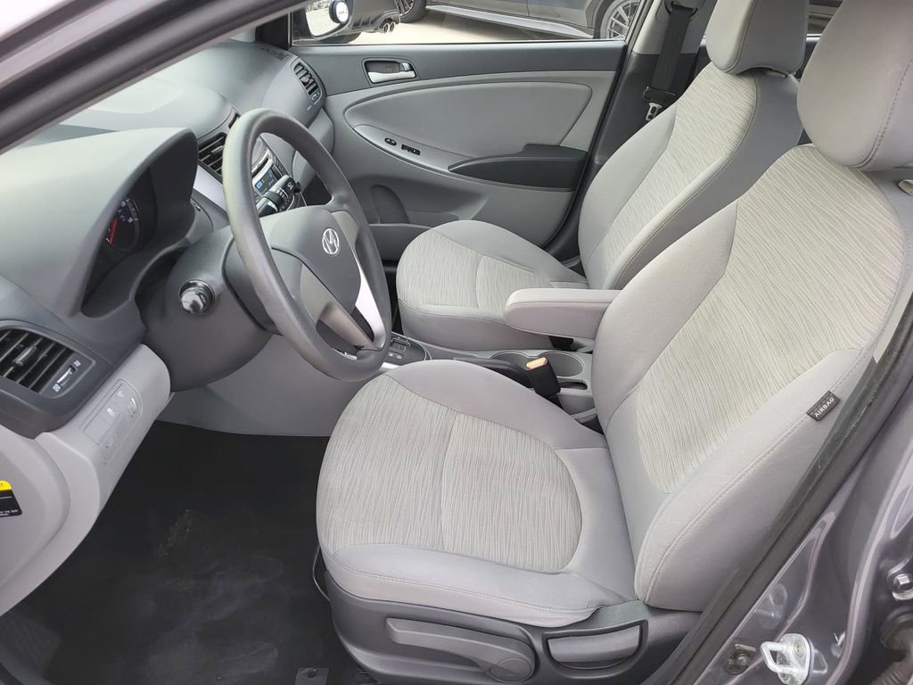Used 2017 Hyundai Accent SE image 16