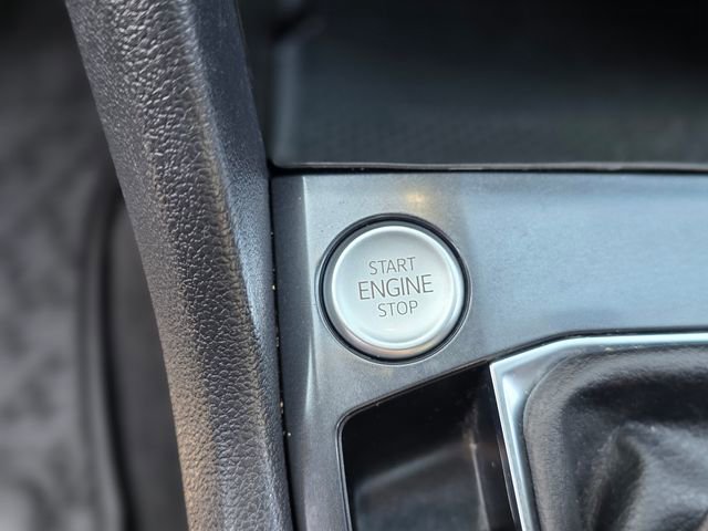 Used 2022 Volkswagen Tiguan SEL R-Line AWD/4WD image 36