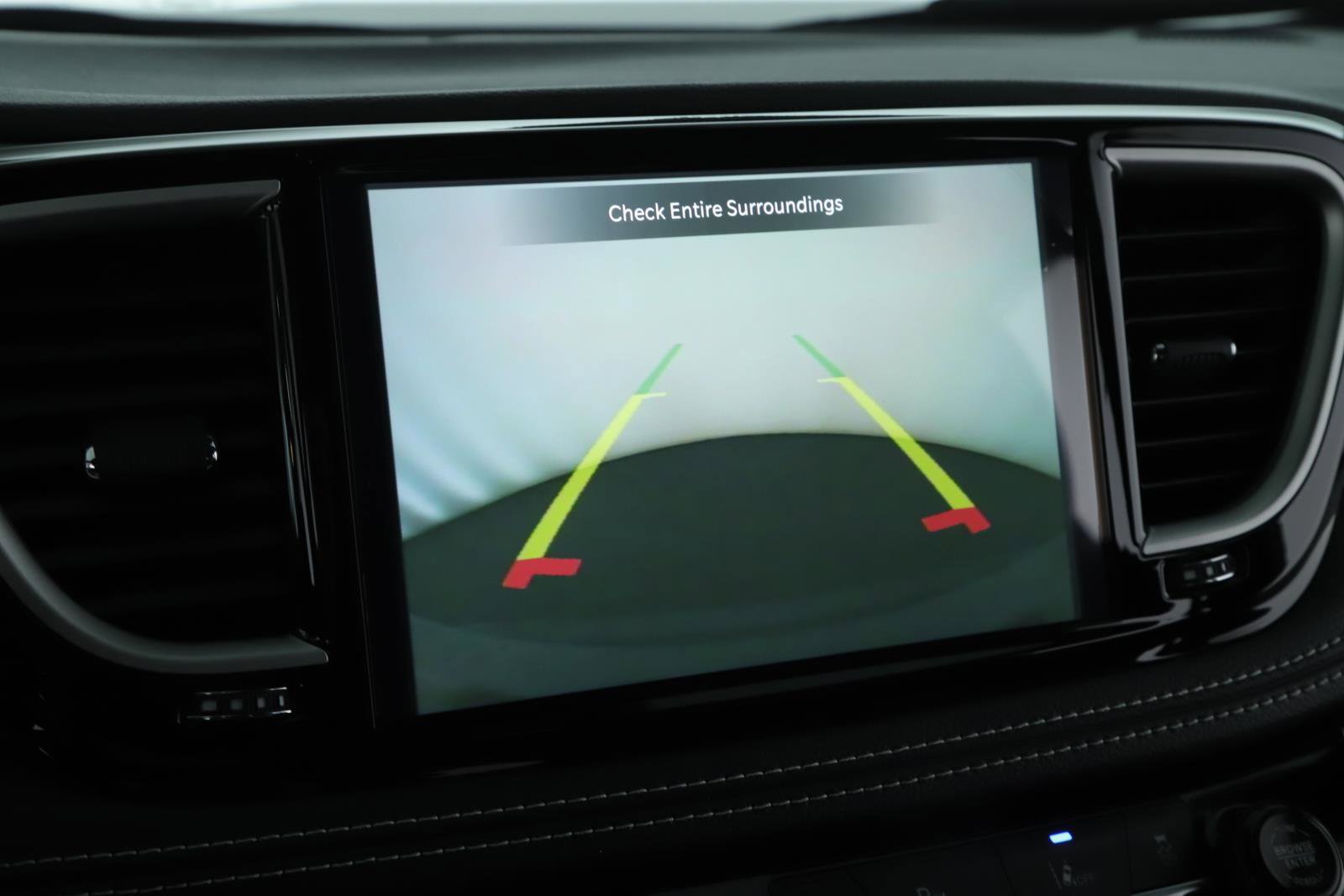 New 2026 Chrysler Pacifica Select image 14