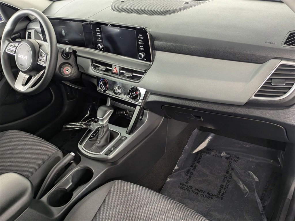 Used 2024 Kia Seltos LX image 28