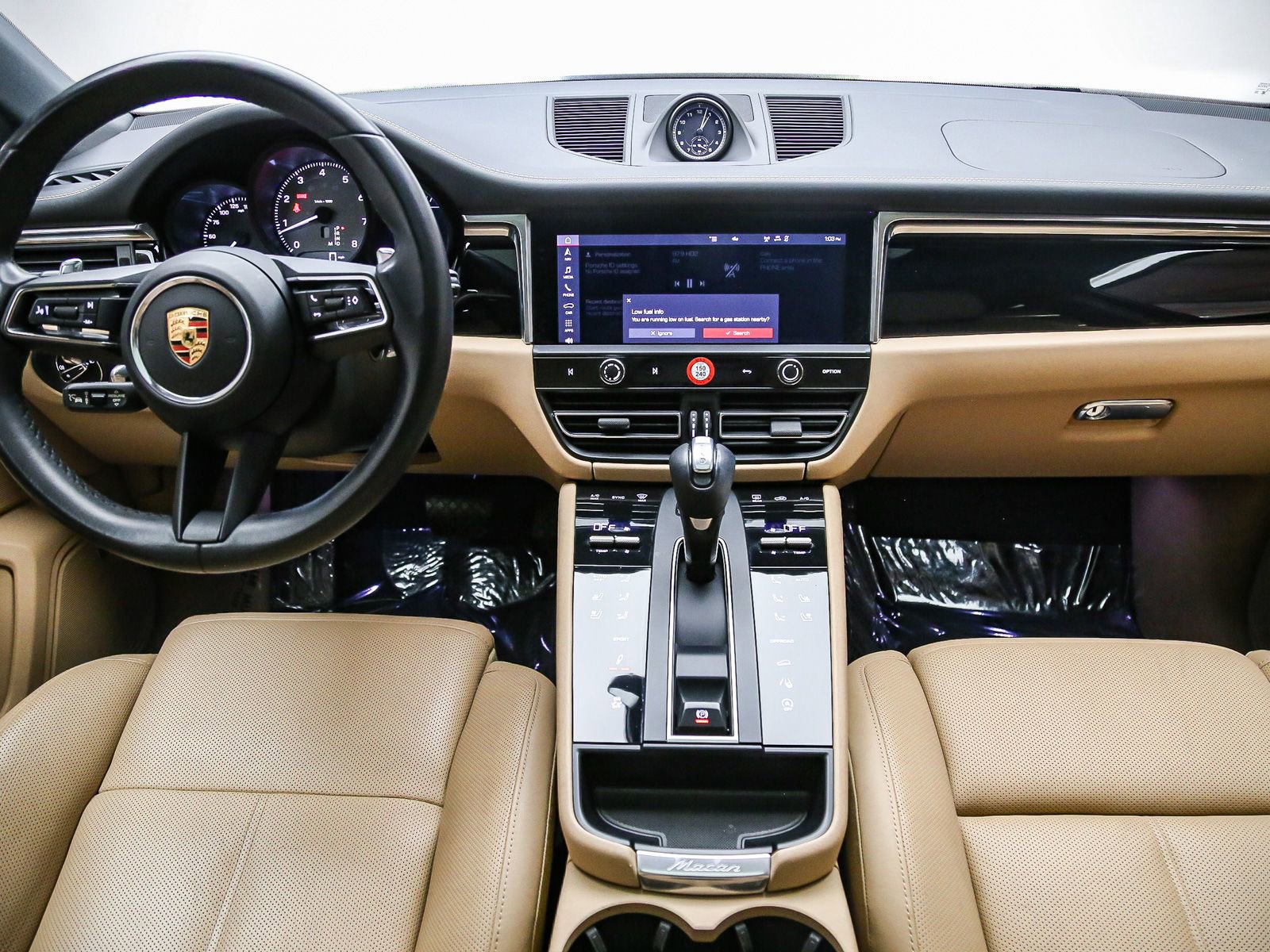 Certified 2023 Porsche Macan S AWD/4WD image 16
