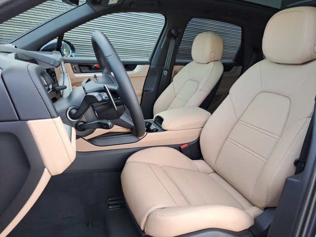 New 2026 Porsche Cayenne S AWD/4WD image 5