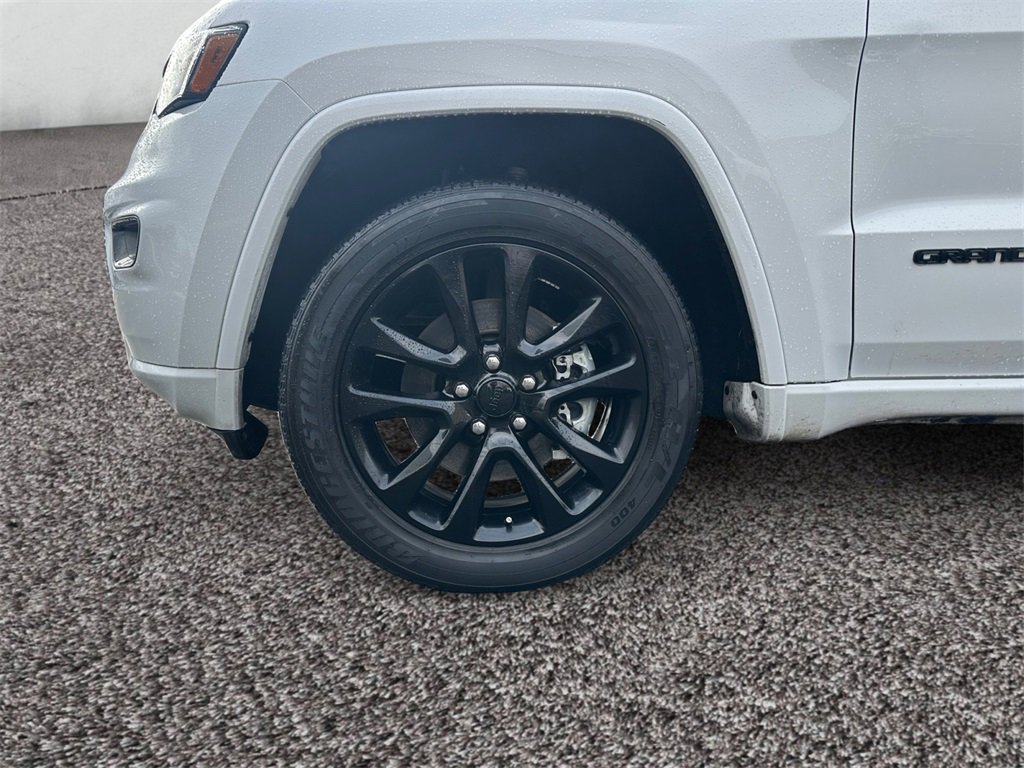 Certified 2021 Jeep Grand Cherokee Laredo X image 10