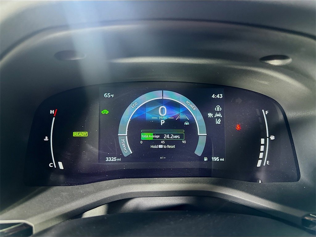 Used 2025 Toyota Camry SE image 24