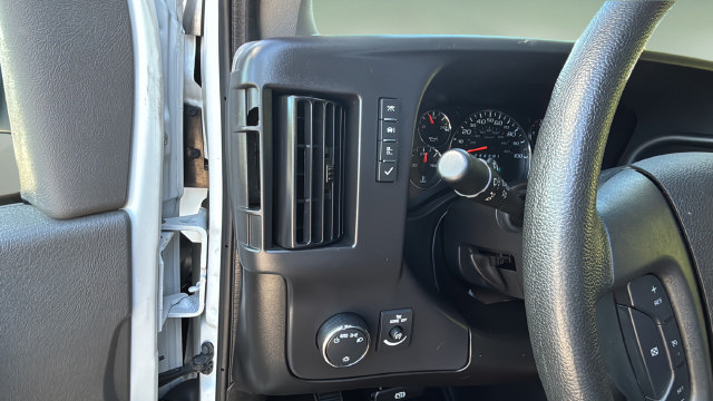 Used 2025 Chevrolet Express 2500 w/ Driver Convenience Package RWD image 25
