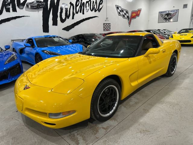 Used 2004 Chevrolet Corvette Coupe w/ Roof Package image 22