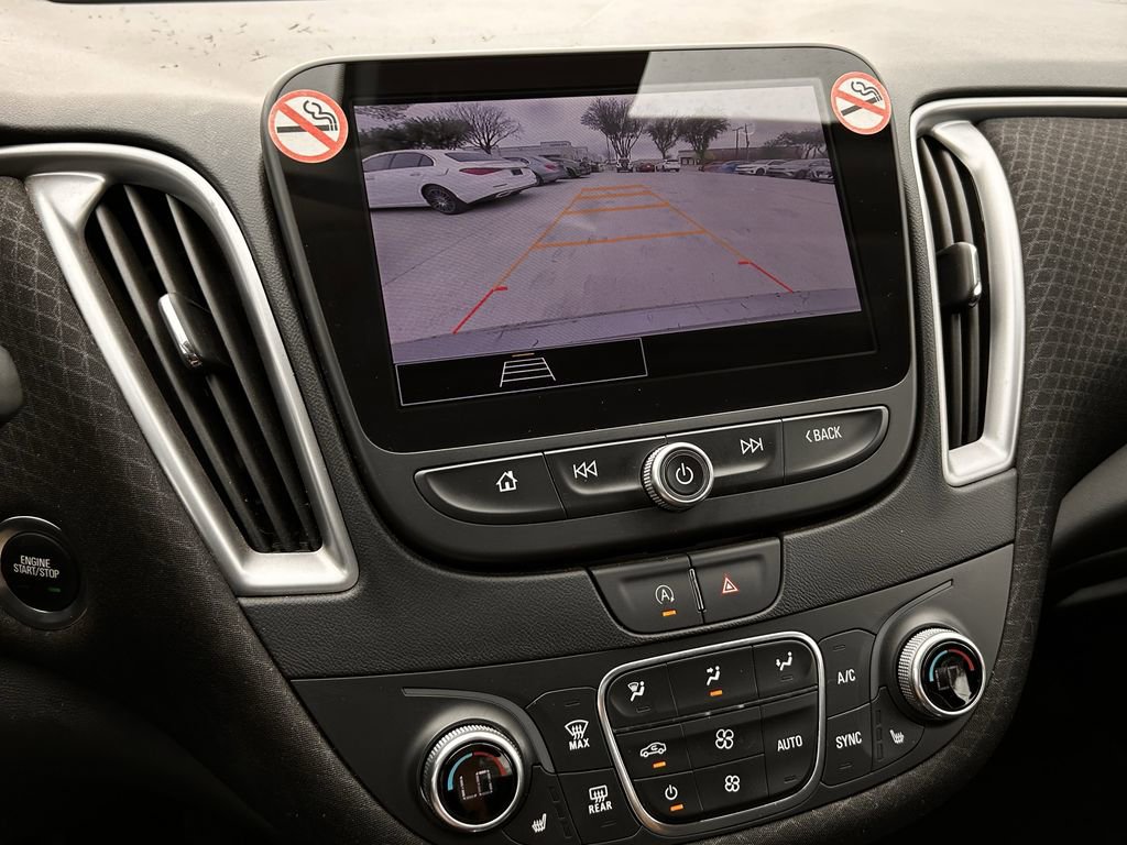 Used 2025 Chevrolet Malibu LT FWD image 18
