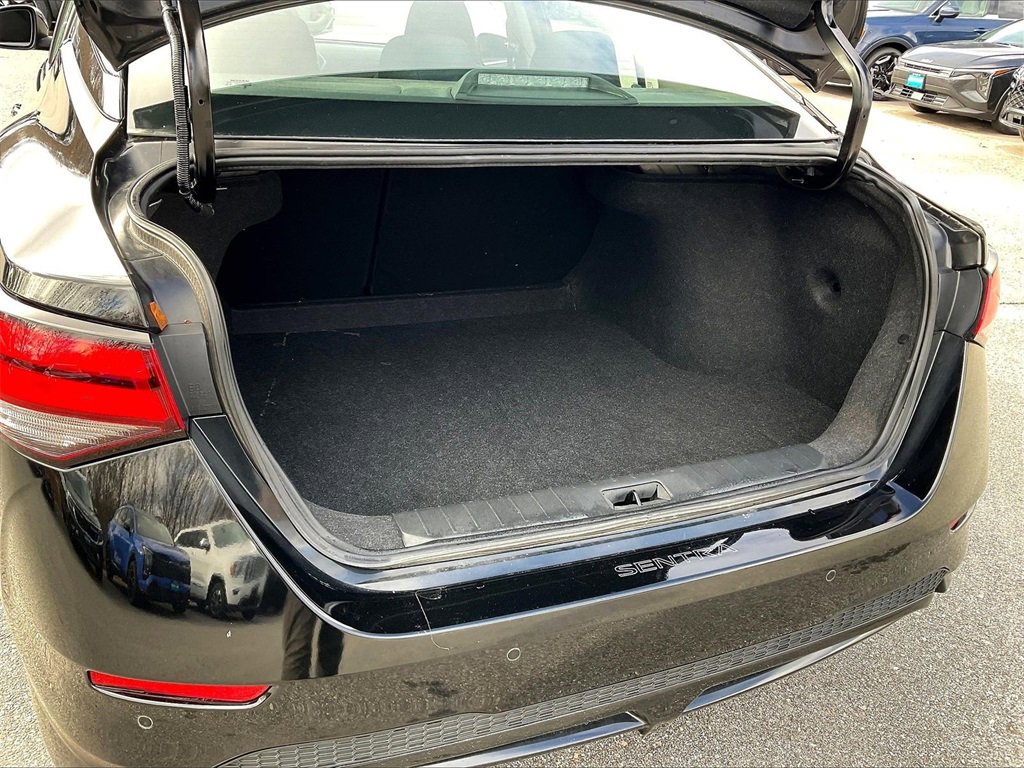 Used 2023 Nissan Sentra SR w/ Midnight Edition Package image 33