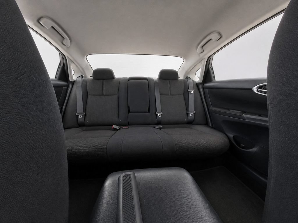 Used 2015 Nissan Sentra S FWD image 8