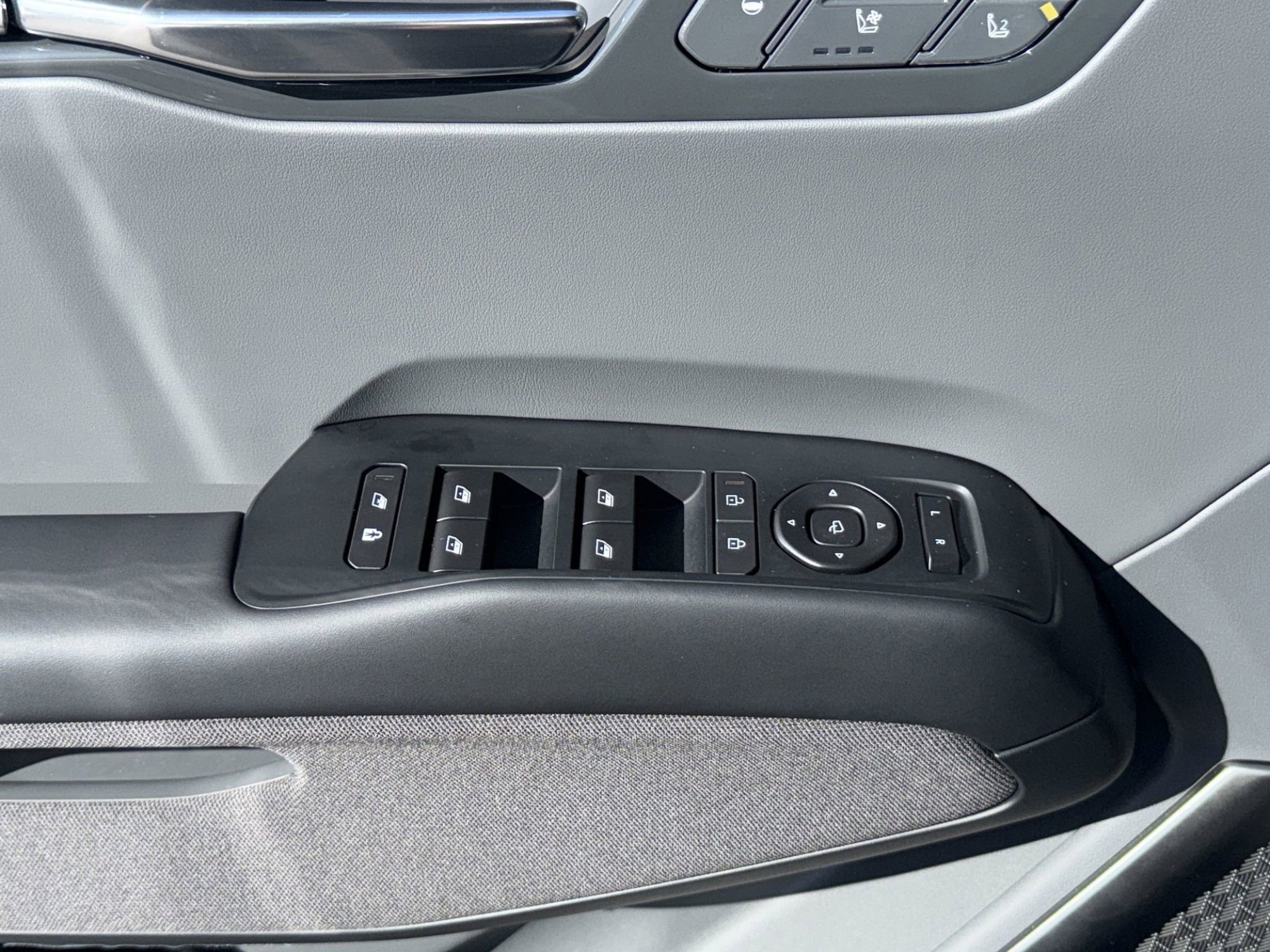 New 2026 Kia EV9 Land w/ Nightfall Edition Package AWD/4WD image 24