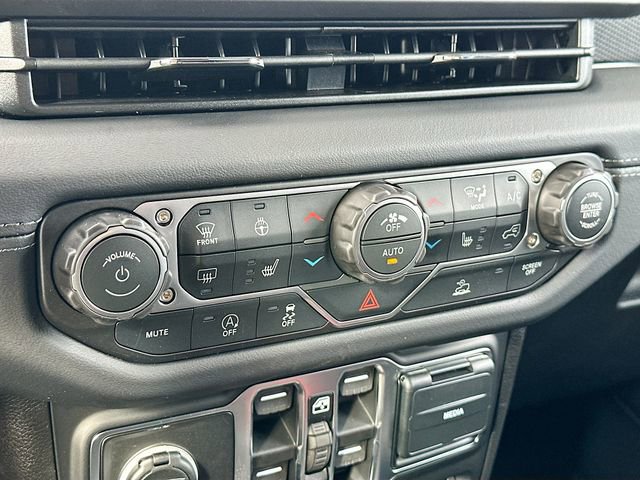 New 2026 Jeep Wrangler Unlimited Rubicon w/ Xtreme 35 Tire Package image 10