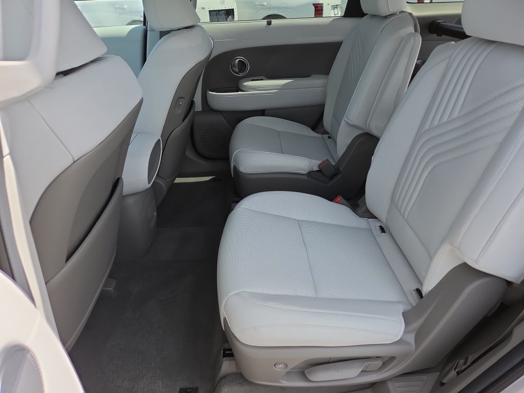 New 2027 Hyundai Palisade SEL Premium FWD image 31
