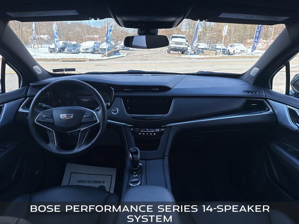 Used 2025 Cadillac XT5 Premium Luxury image 13
