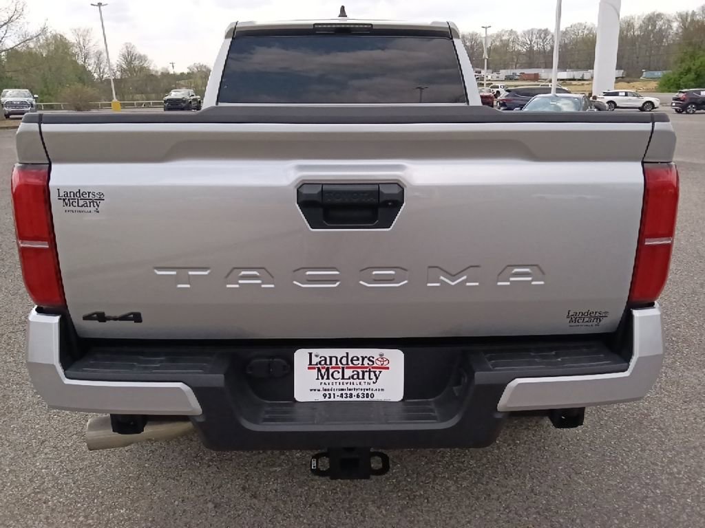 Used 2024 Toyota Tacoma TRD Sport image 4