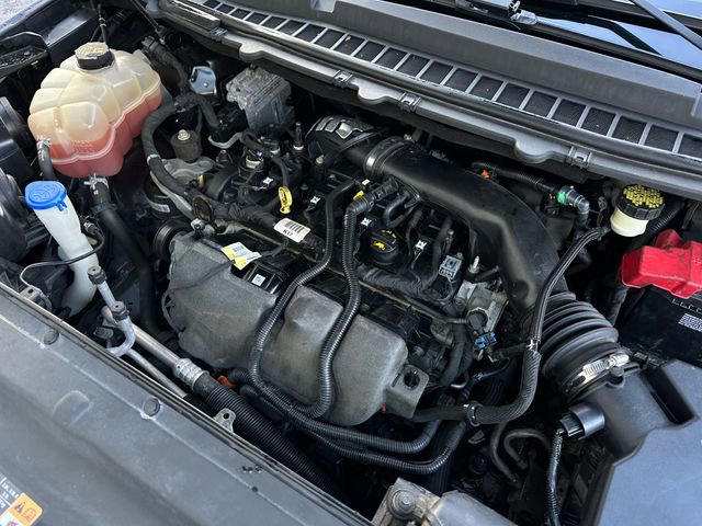 Used 2018 Ford Edge SE image 29
