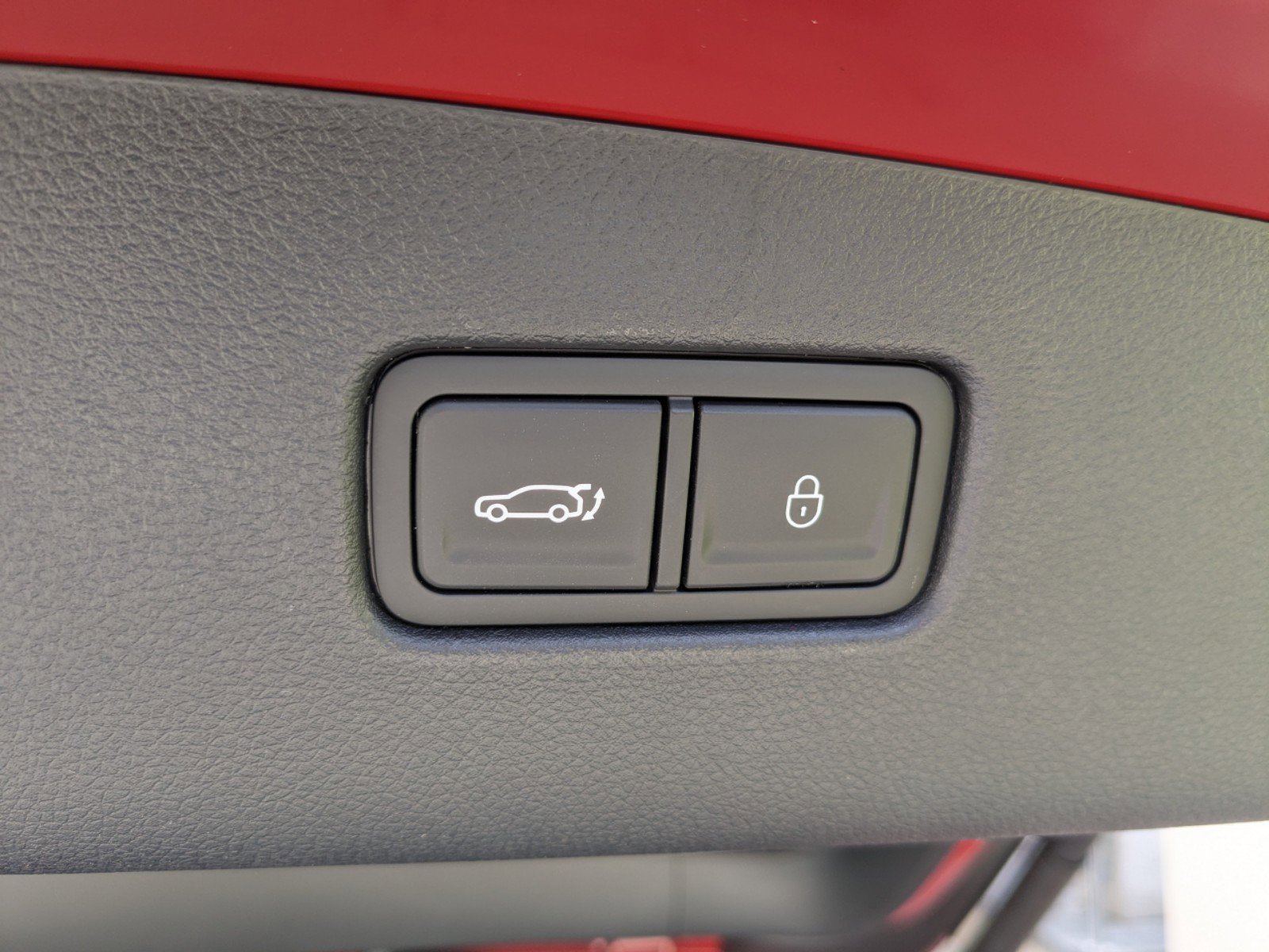 Used 2024 Genesis GV70 3.5T Sport image 17