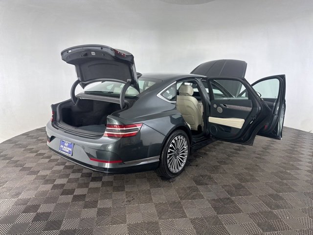 Used 2023 Genesis G80 image 14