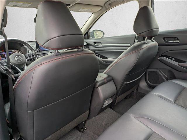 Used 2024 Nissan Altima 2.5 SR image 13