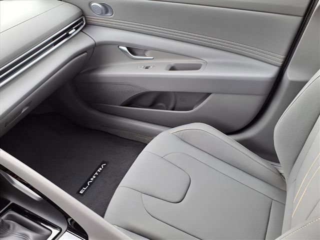New 2026 Hyundai Elantra Sport image 15