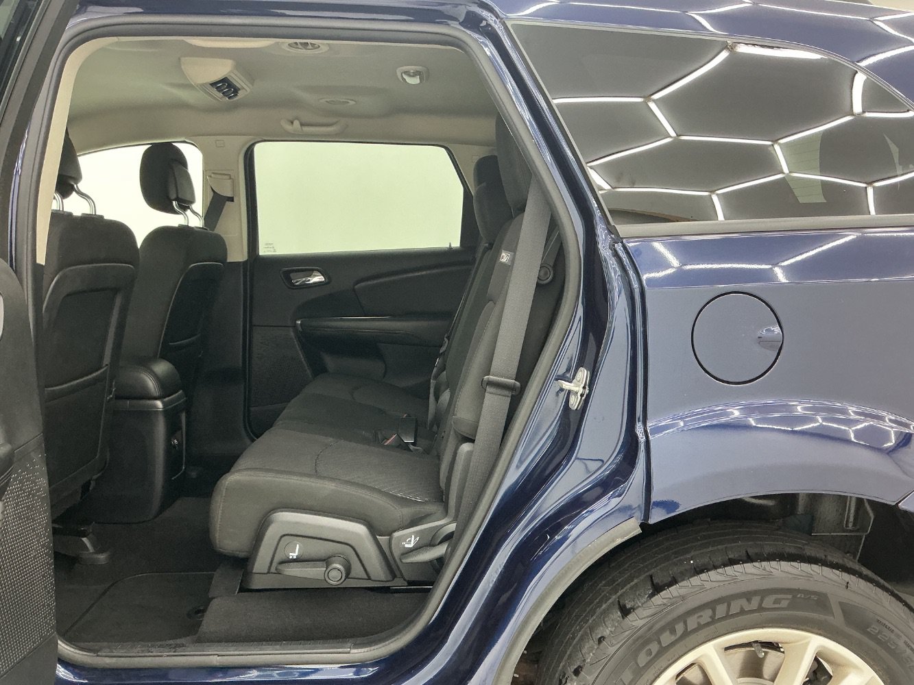 Used 2018 Dodge Journey SXT w/ Premium Group FWD image 20