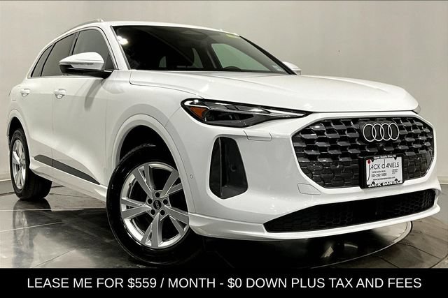 Certified 2025 Audi Q5 Premium w/ Convenience Package AWD/4WD image 10