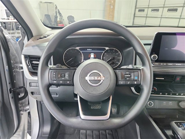 Used 2022 Nissan Rogue SV image 22