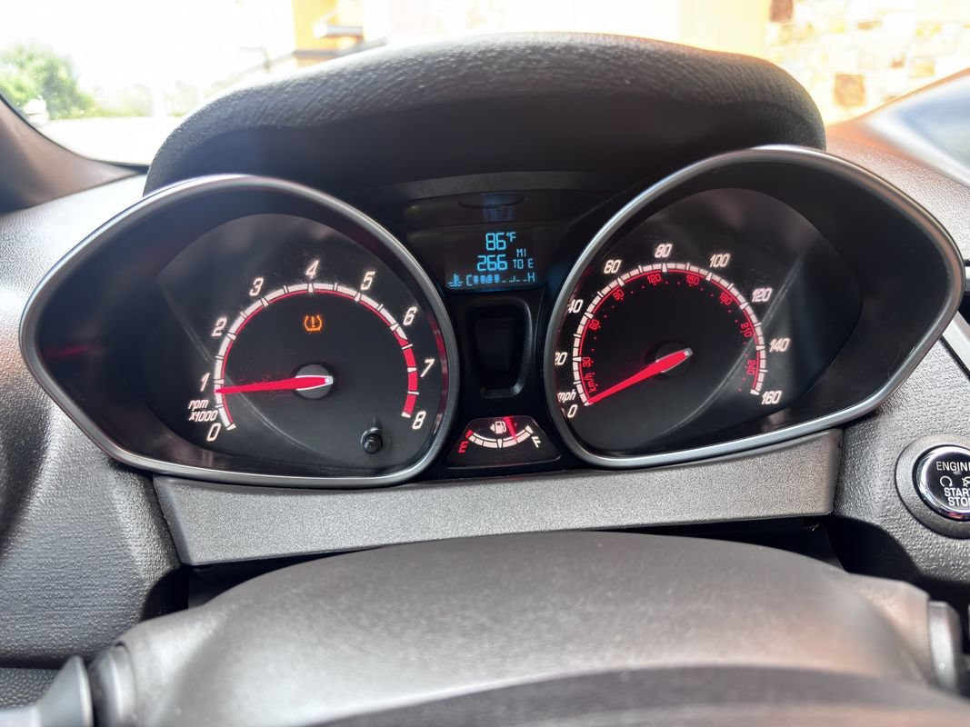 Used 2016 Ford Fiesta ST FWD image 17