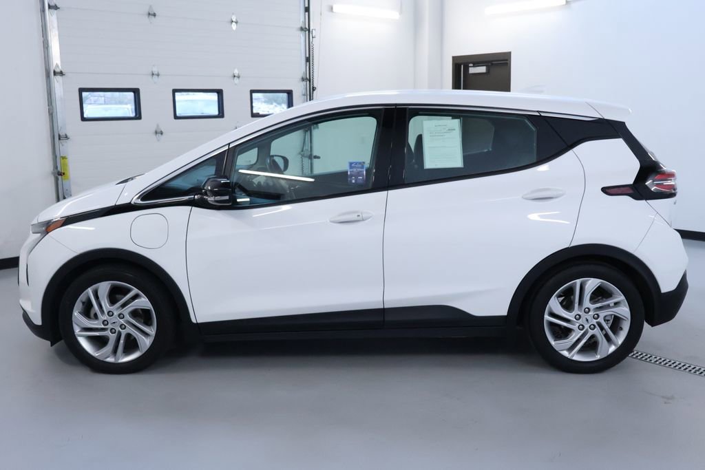 Used 2023 Chevrolet Bolt LT w/ Driver Confidence Package image 4