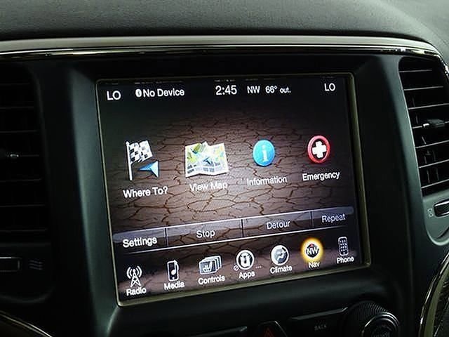 Used 2017 Jeep Grand Cherokee Summit w/ Platinum Series Group image 42