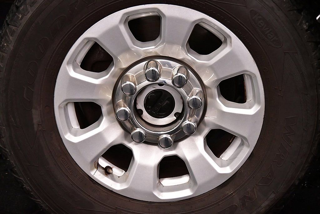 Used 2024 Ford F350 XLT image 9