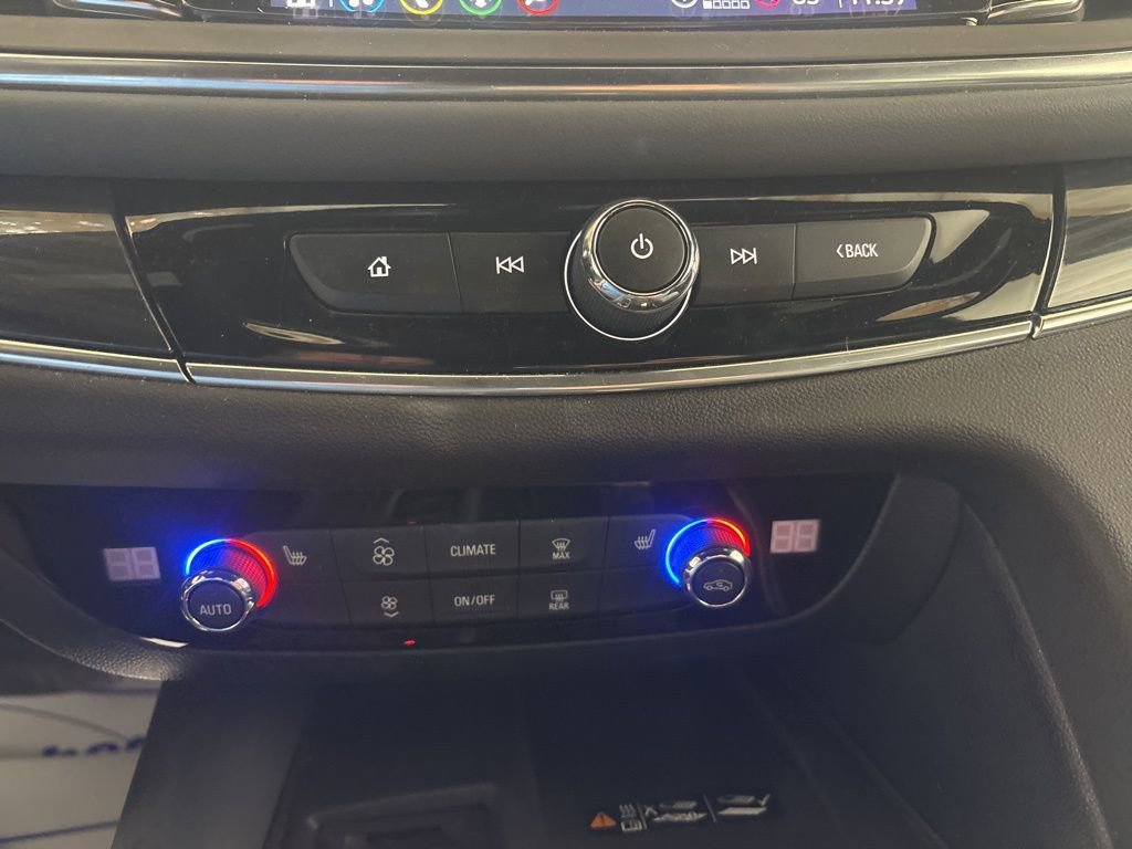 Used 2024 Buick Enclave Essence w/ Sport Touring Edition image 16