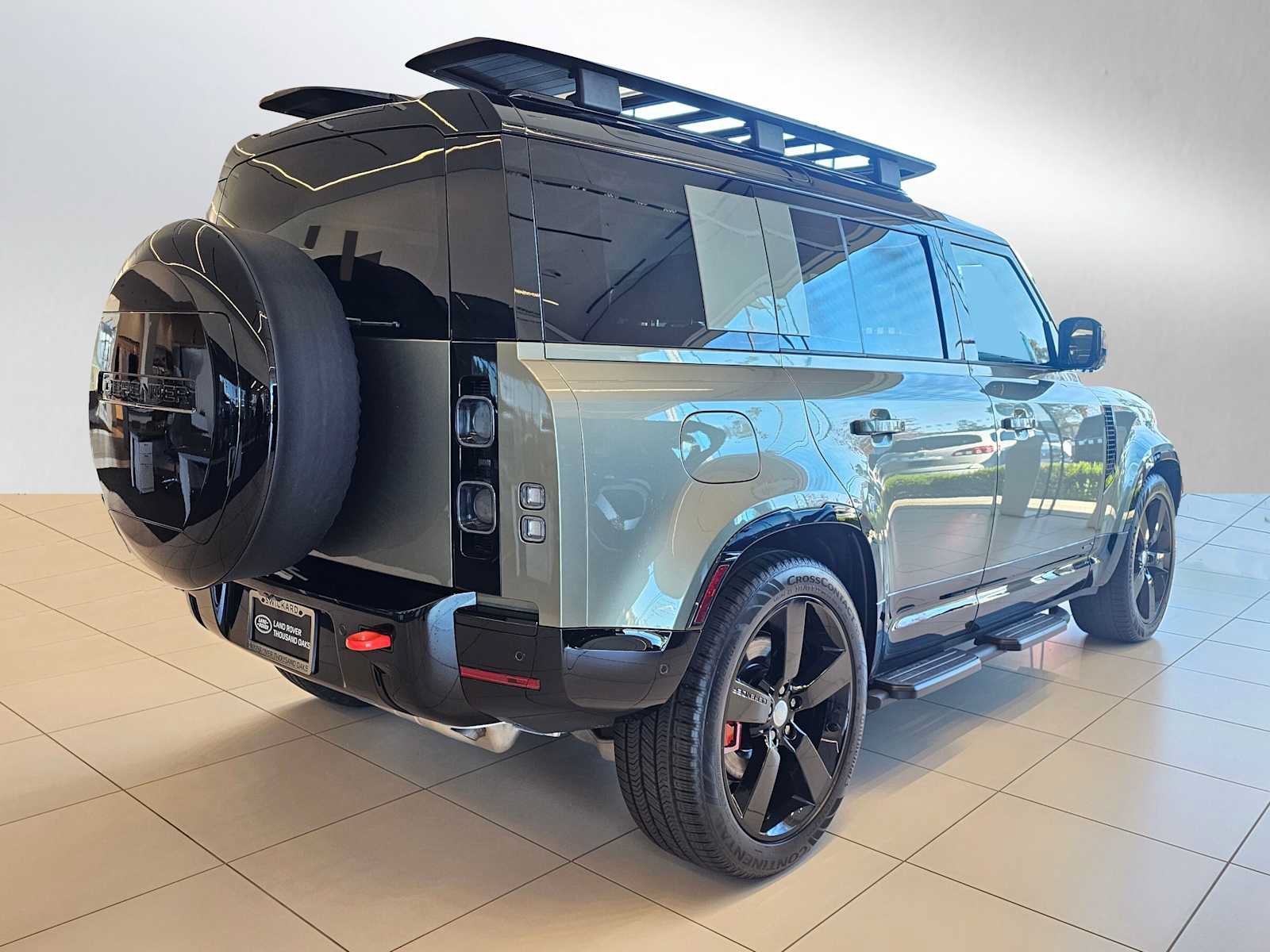 New 2025 Land Rover Defender 110 X AWD/4WD image 7