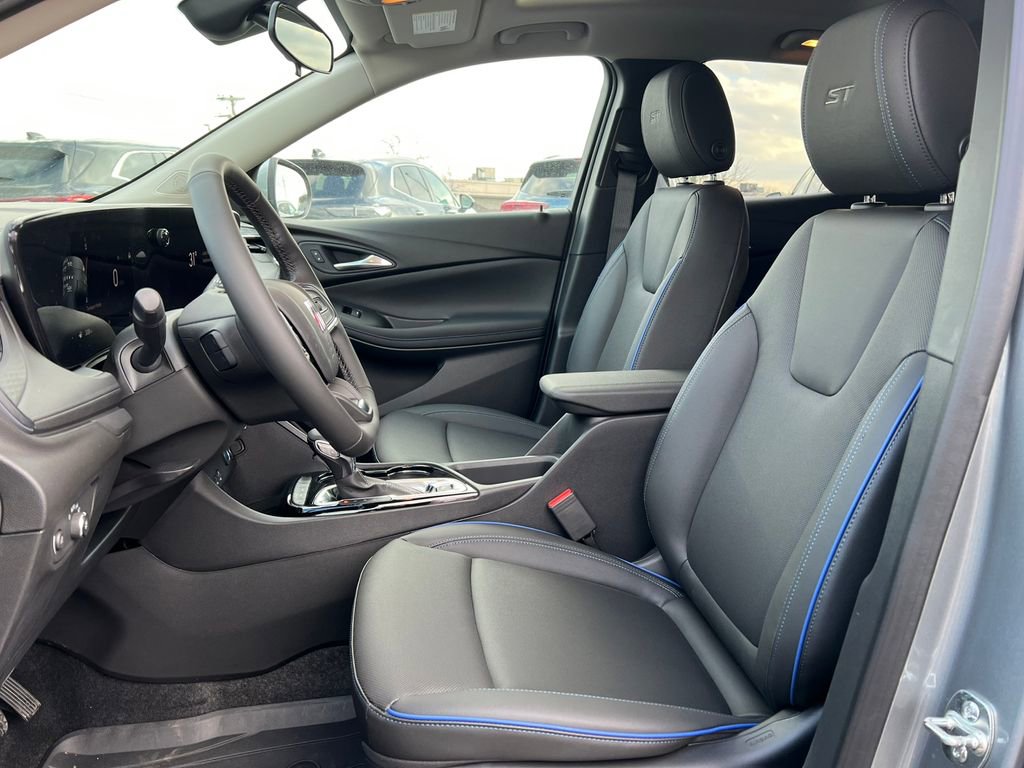 New 2026 Buick Encore GX Sport Touring w/ Comfort Package image 4