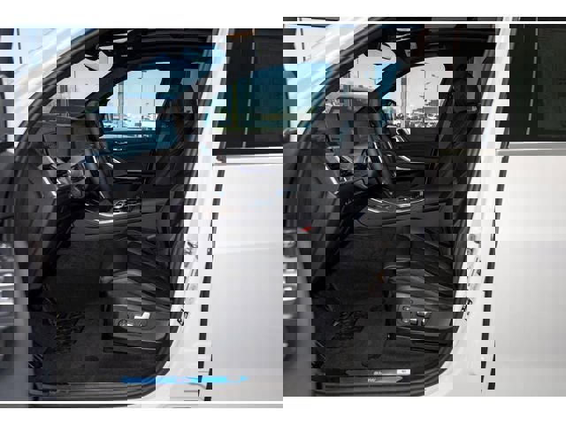 New 2026 BMW X5 xDrive40i w/ Premium Package image 40