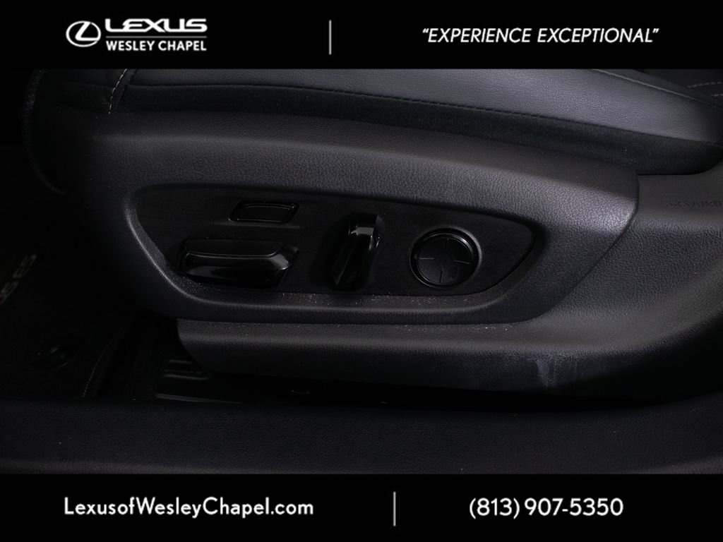 Used 2021 Lexus ES 300h Ultra Luxury w/ Accessory Package 2 FWD image 23