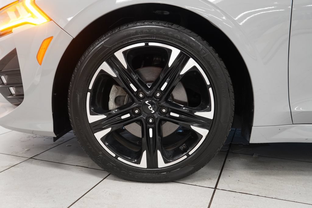 Used 2024 Kia K5 GT-Line AWD/4WD image 16
