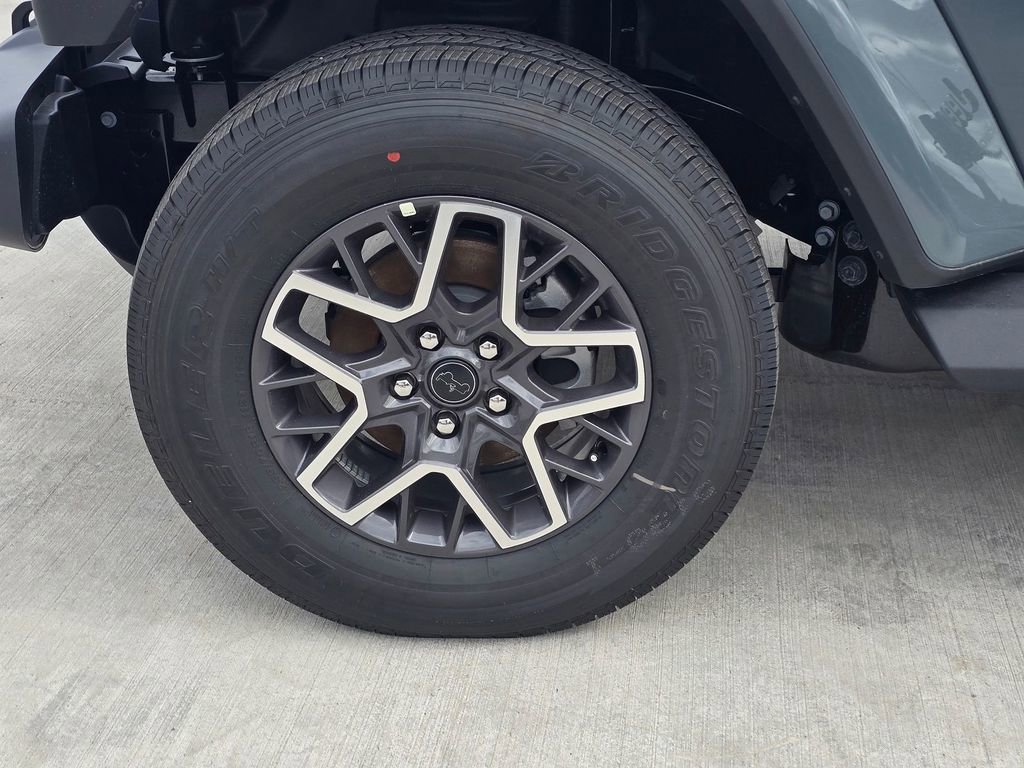 New 2026 Jeep Wrangler Unlimited Sahara AWD/4WD image 7