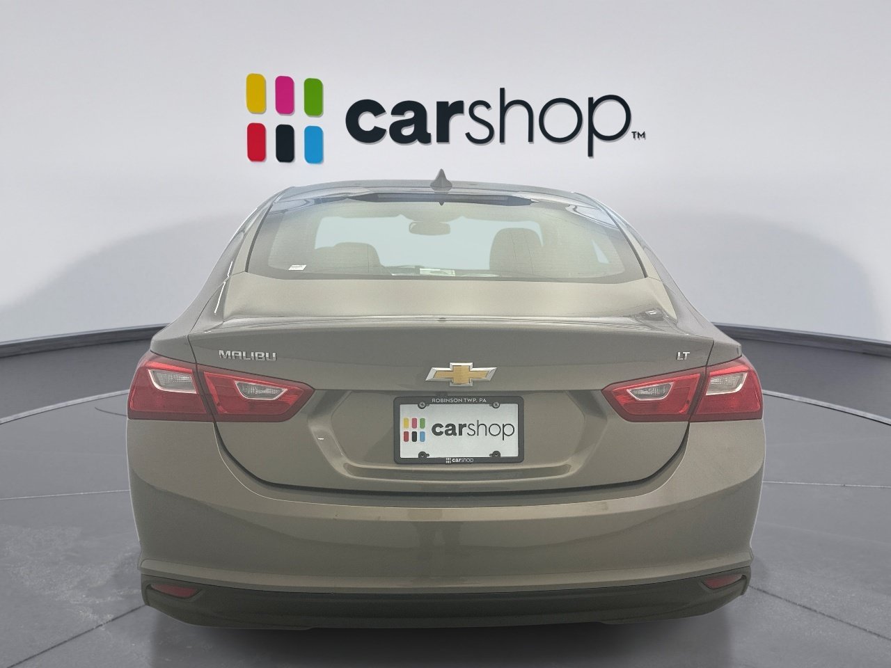 Used 2017 Chevrolet Malibu LT FWD image 4