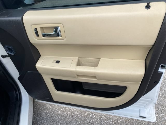 Used 2014 Ford Flex SE FWD image 30
