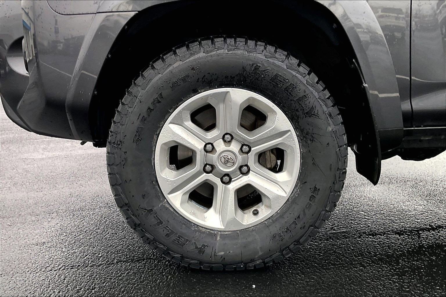 Used 2023 Toyota 4Runner SR5 image 9