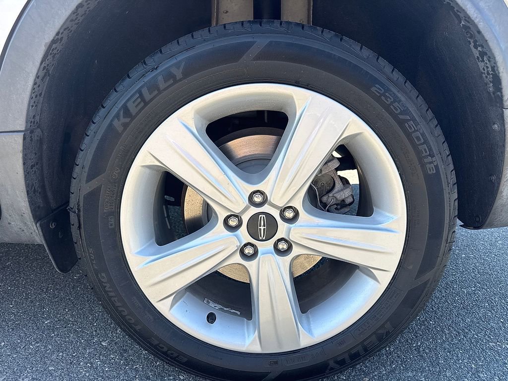 Used 2018 Lincoln MKC Premiere FWD image 8