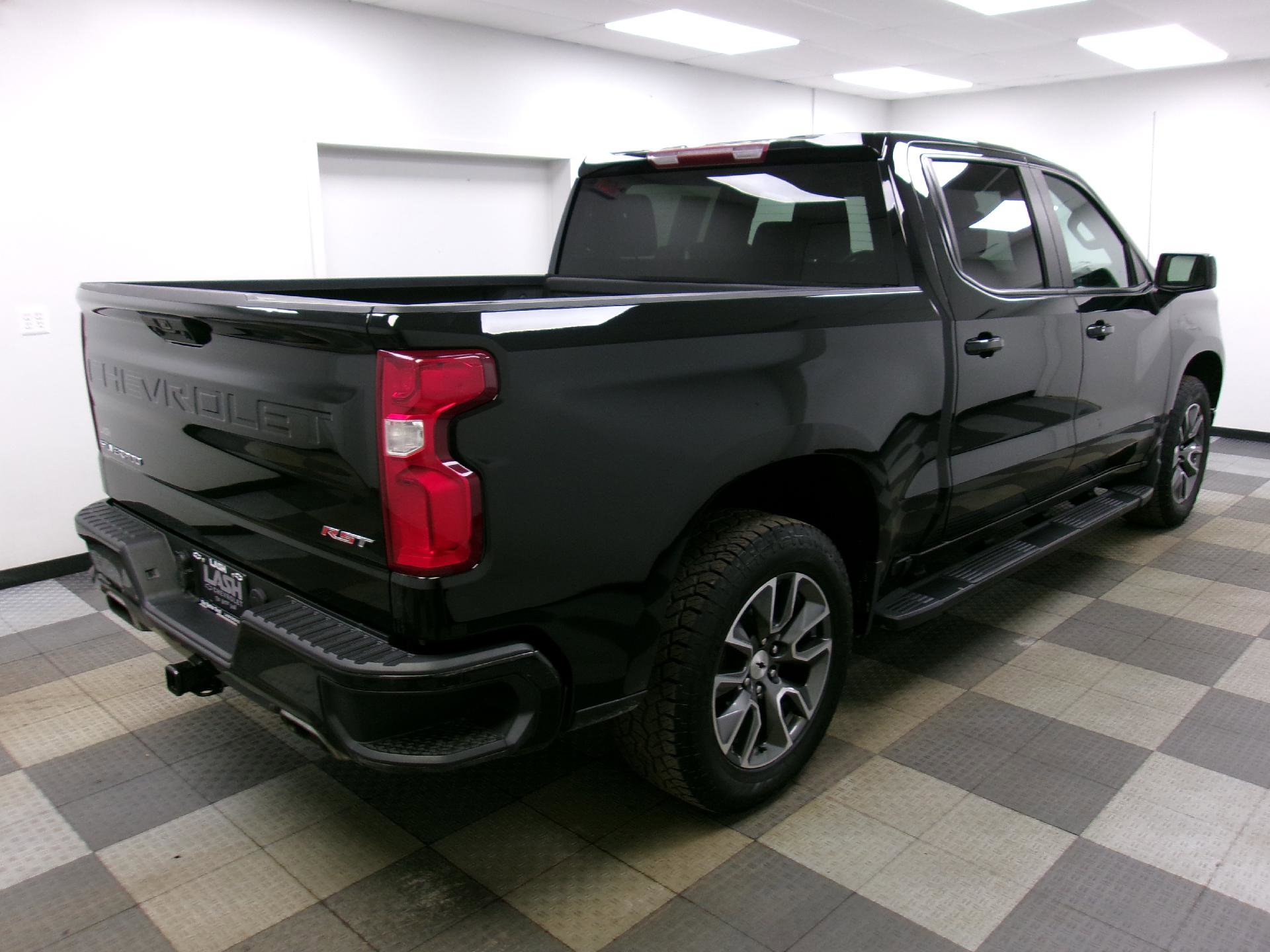 Used 2023 Chevrolet Silverado 1500 RST image 12