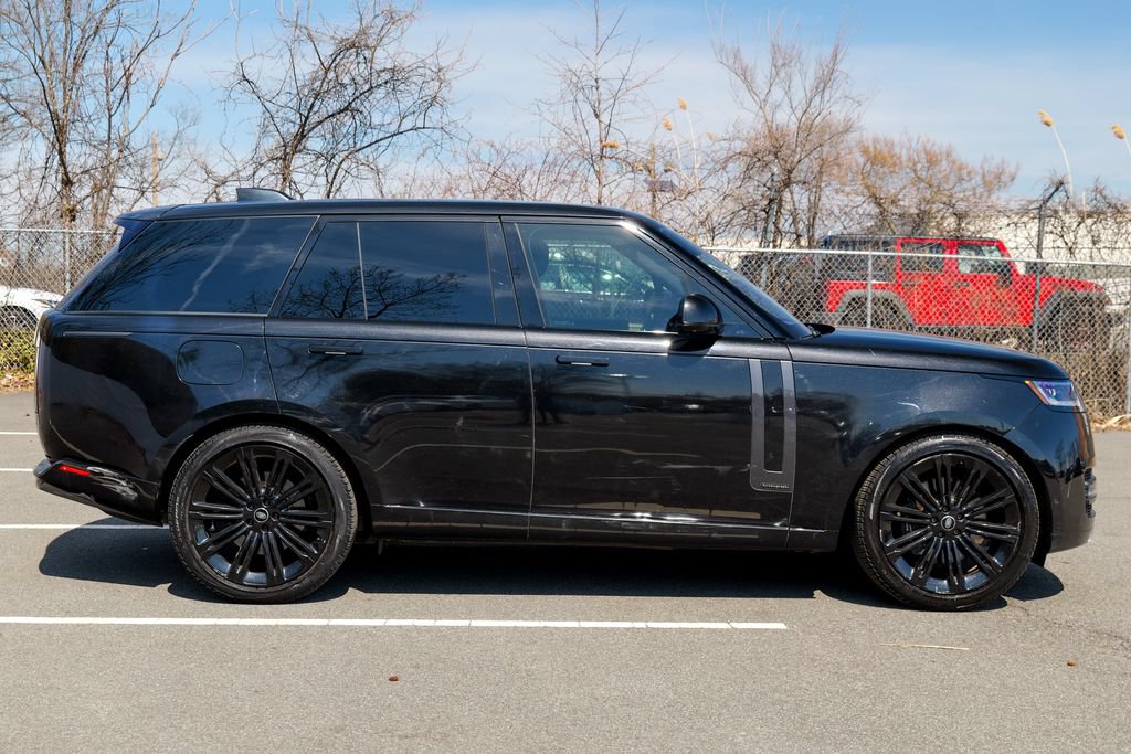 Used 2023 Land Rover Range Rover Autobiography AWD/4WD image 8