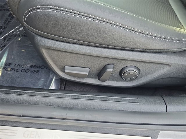 New 2026 Genesis G70 2.5T image 12