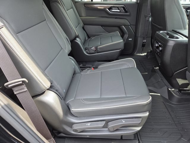 New 2026 GMC Yukon Elevation w/ Elevation Premium Package AWD/4WD image 24
